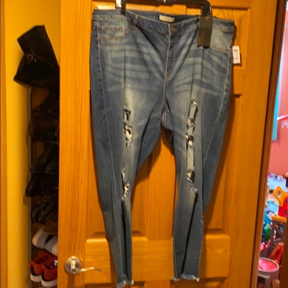 refuge Jeans Refuge Plus Size Jegging Distressed Fringe Ankle